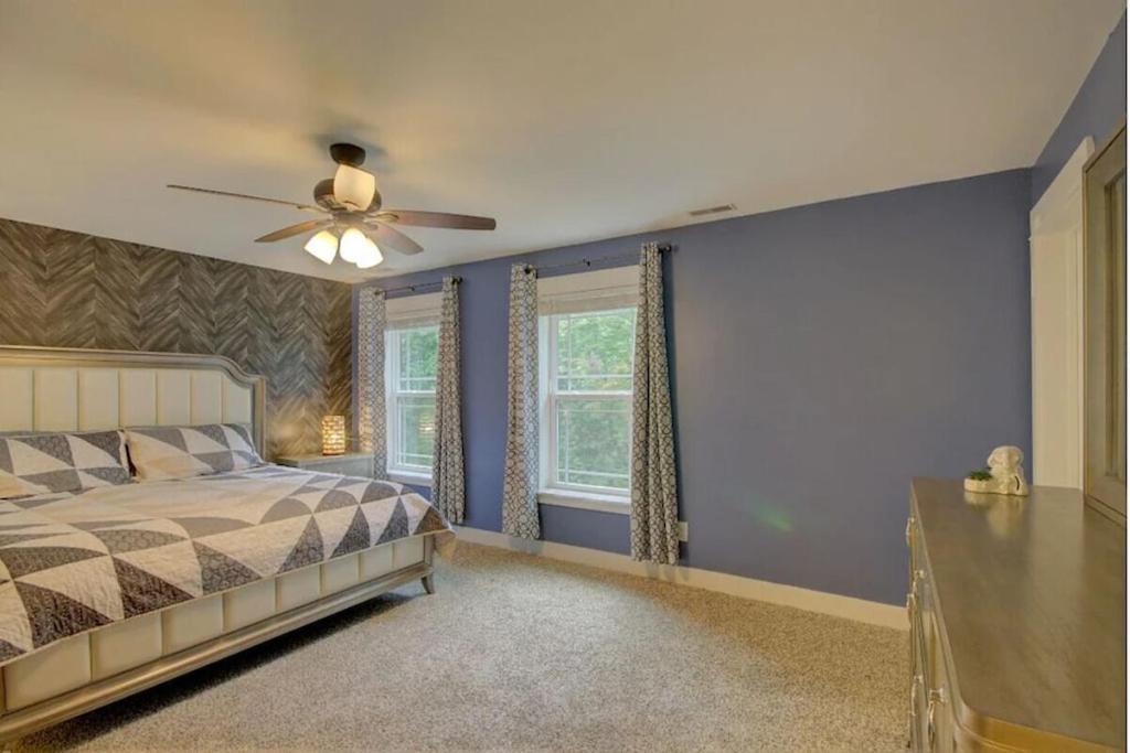 Lazy Bear-Hottub, Pet Friendly, Private Home Just 15 Minutes To Asheville.. Fairview Exterior photo
